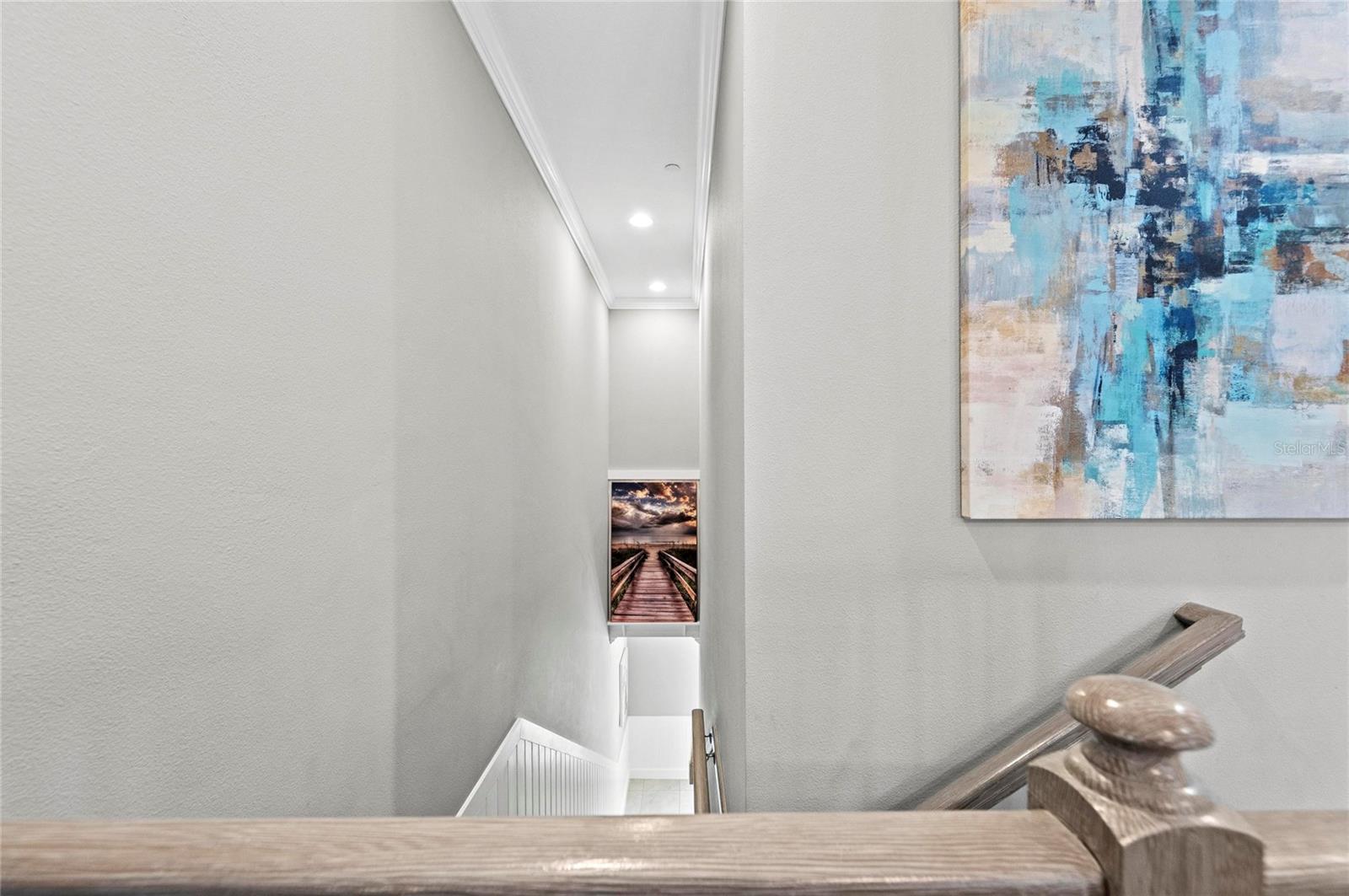 226 SAPPHIRE LAKE DR #201