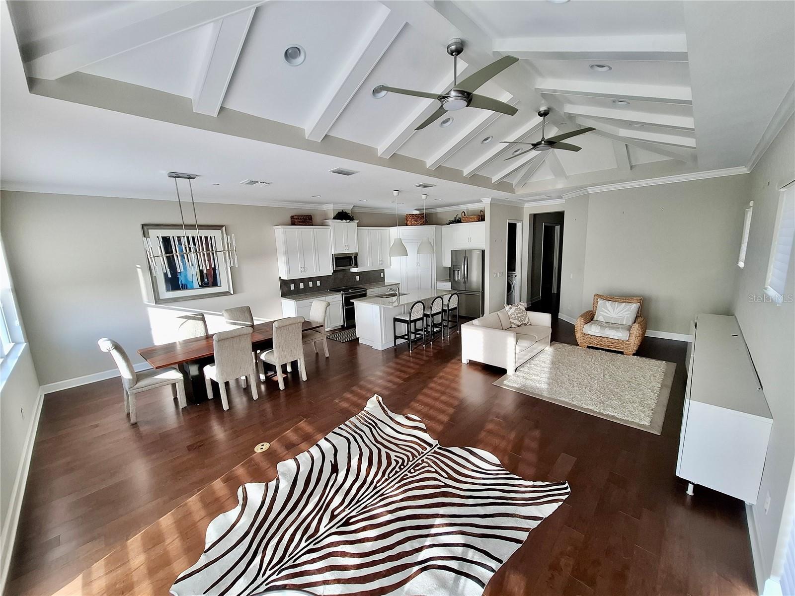 342 CASTAWAY CAY DR #201