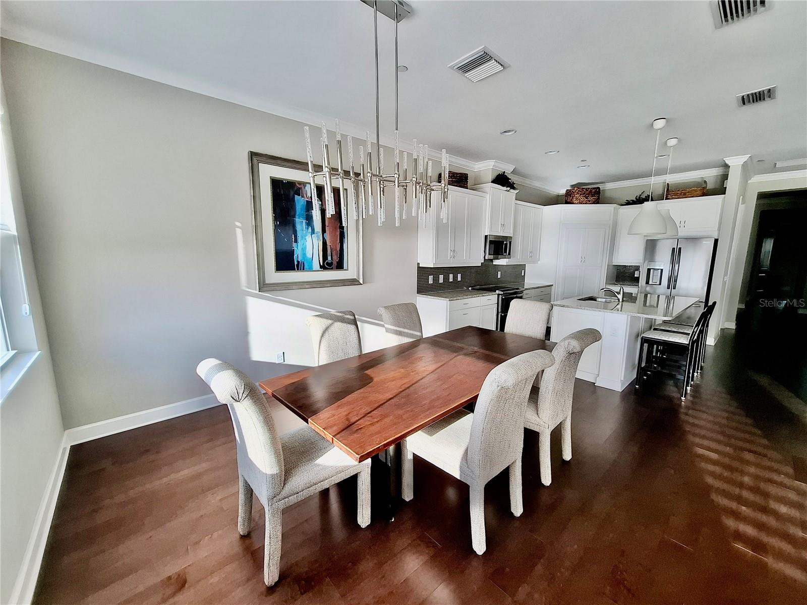 342 CASTAWAY CAY DR #201