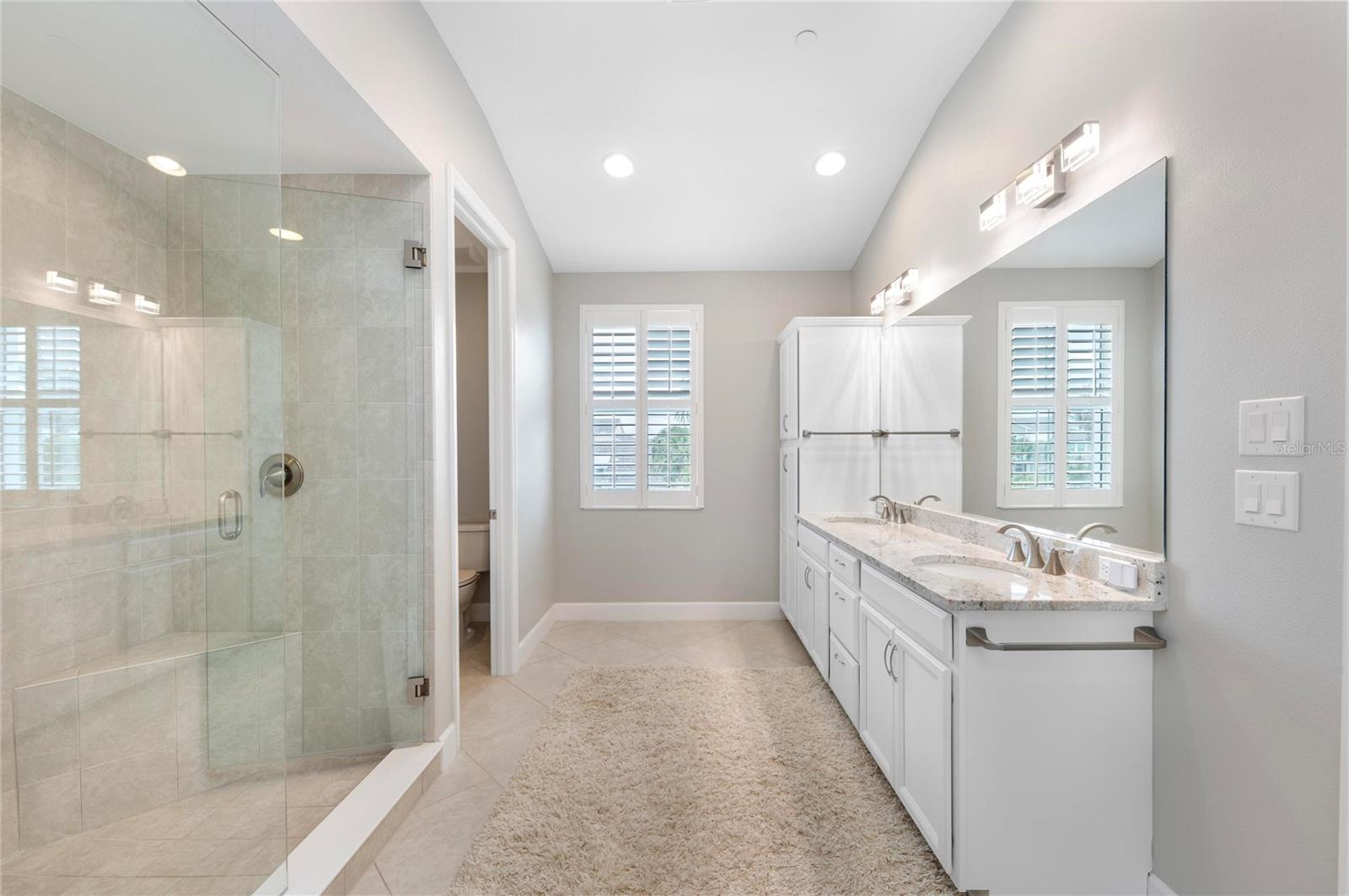 342 CASTAWAY CAY DR #201