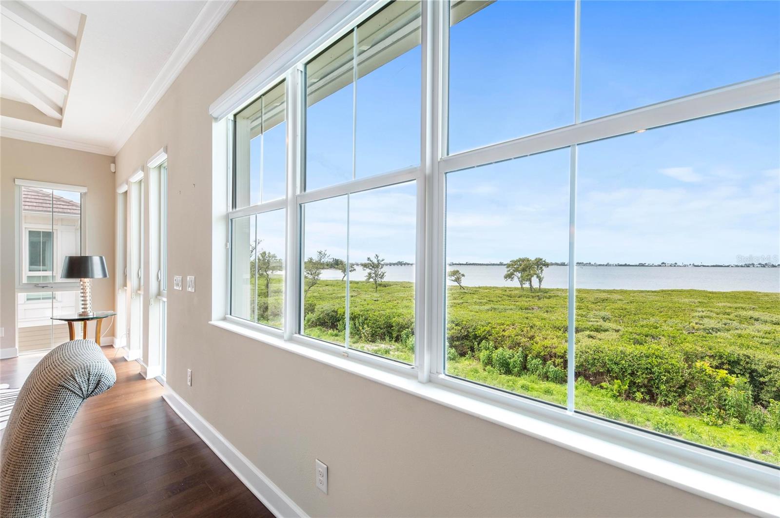 342 CASTAWAY CAY DR #201