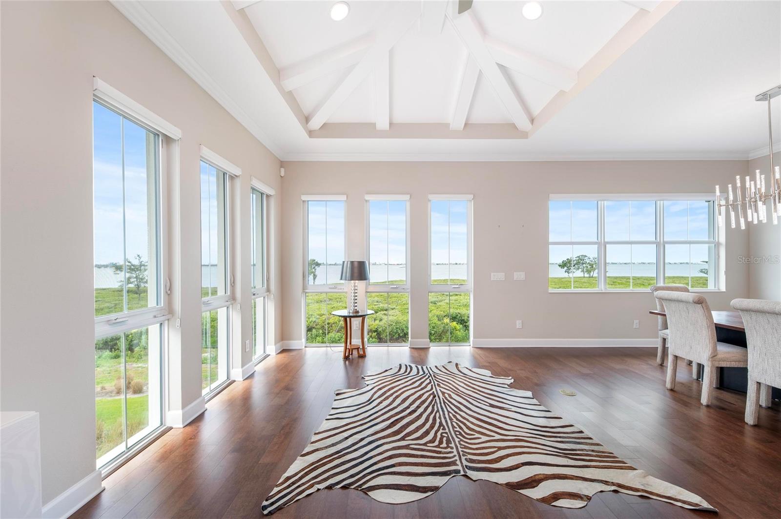342 CASTAWAY CAY DR #201