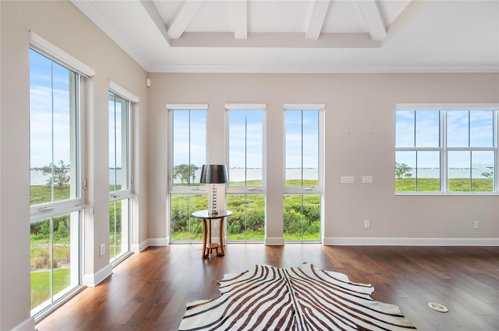 342 CASTAWAY CAY DR #201