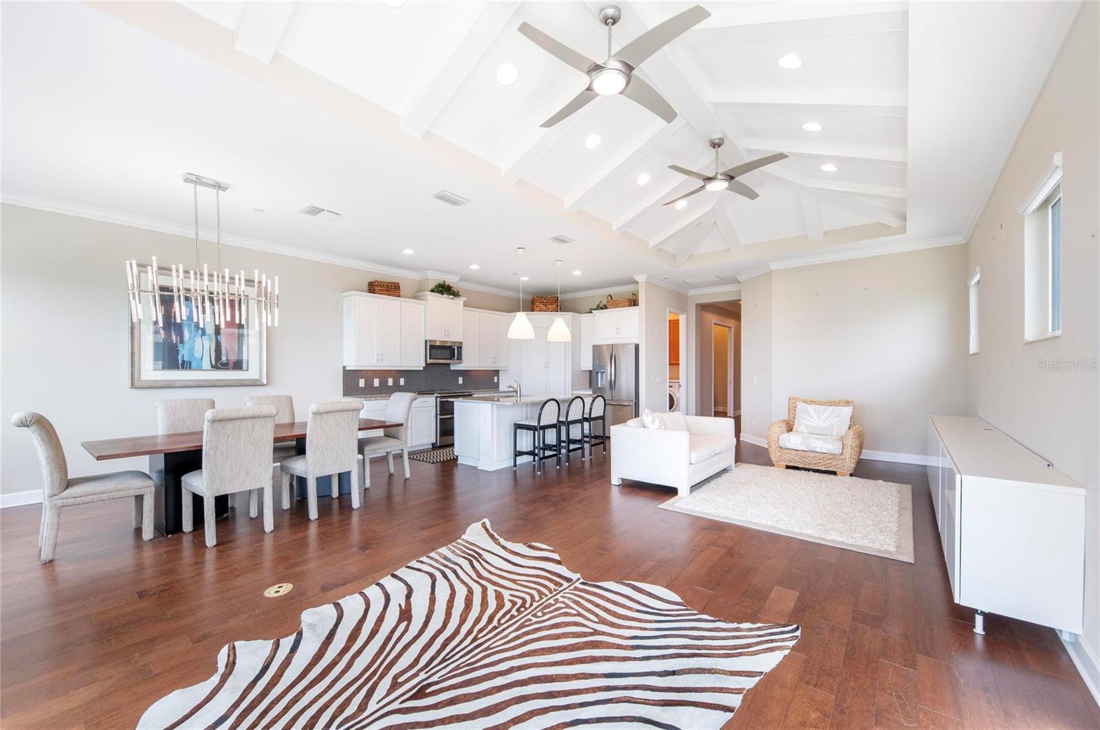 342 CASTAWAY CAY DR #201