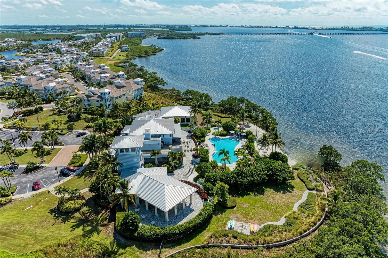 342 CASTAWAY CAY DR #201