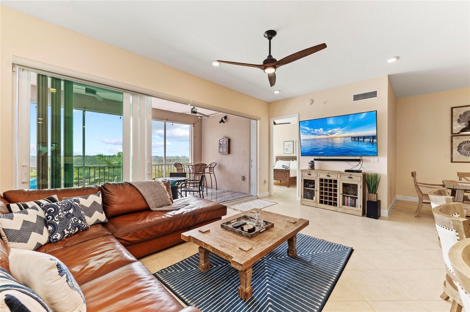 395 ARUBA CIR #402