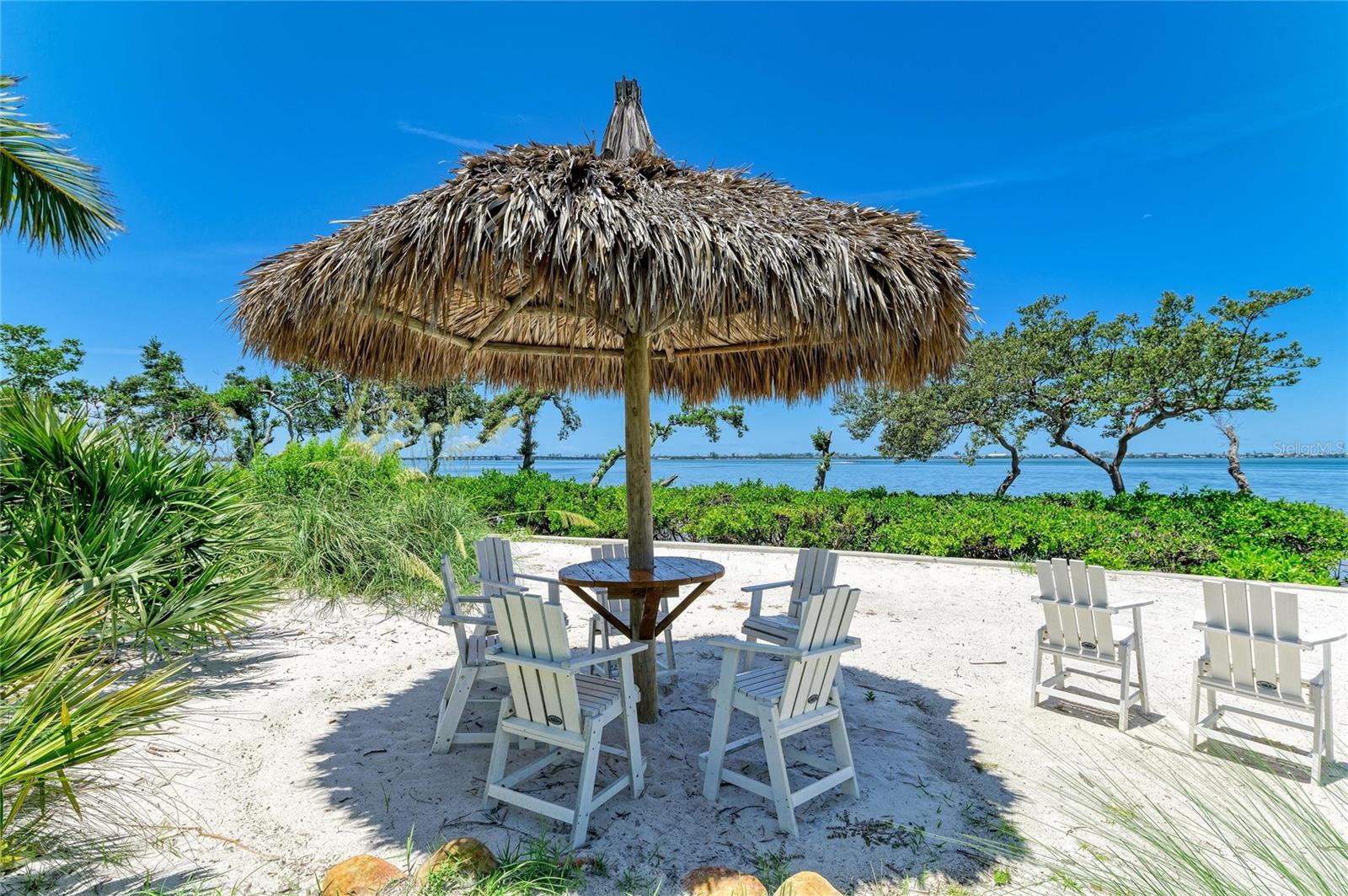 395 ARUBA CIR #402
