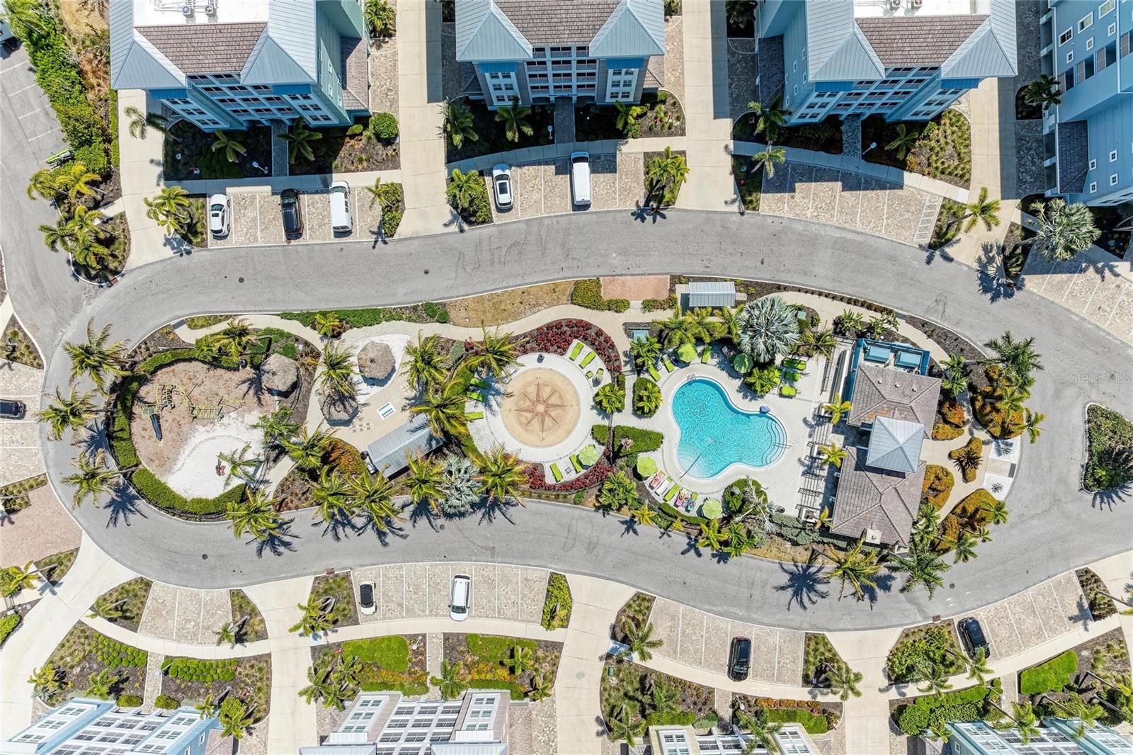 395 ARUBA CIR #402