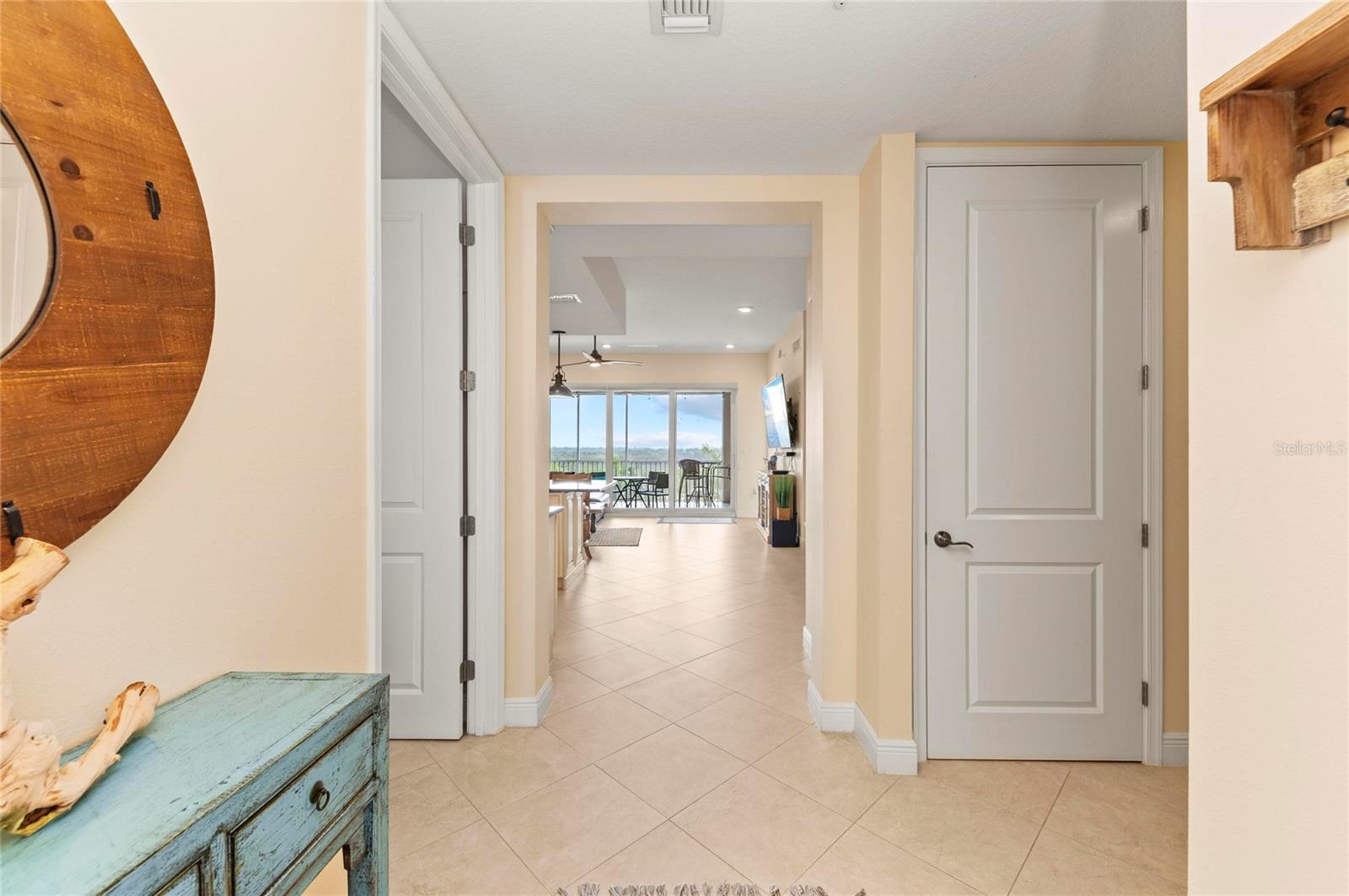 395 ARUBA CIR #402