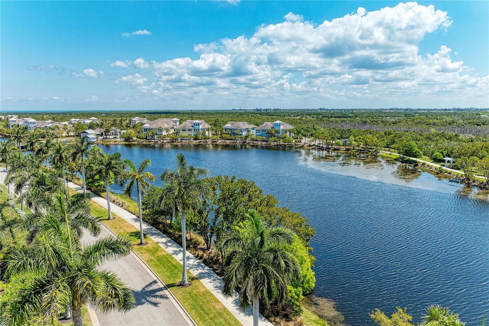 395 ARUBA CIR #402