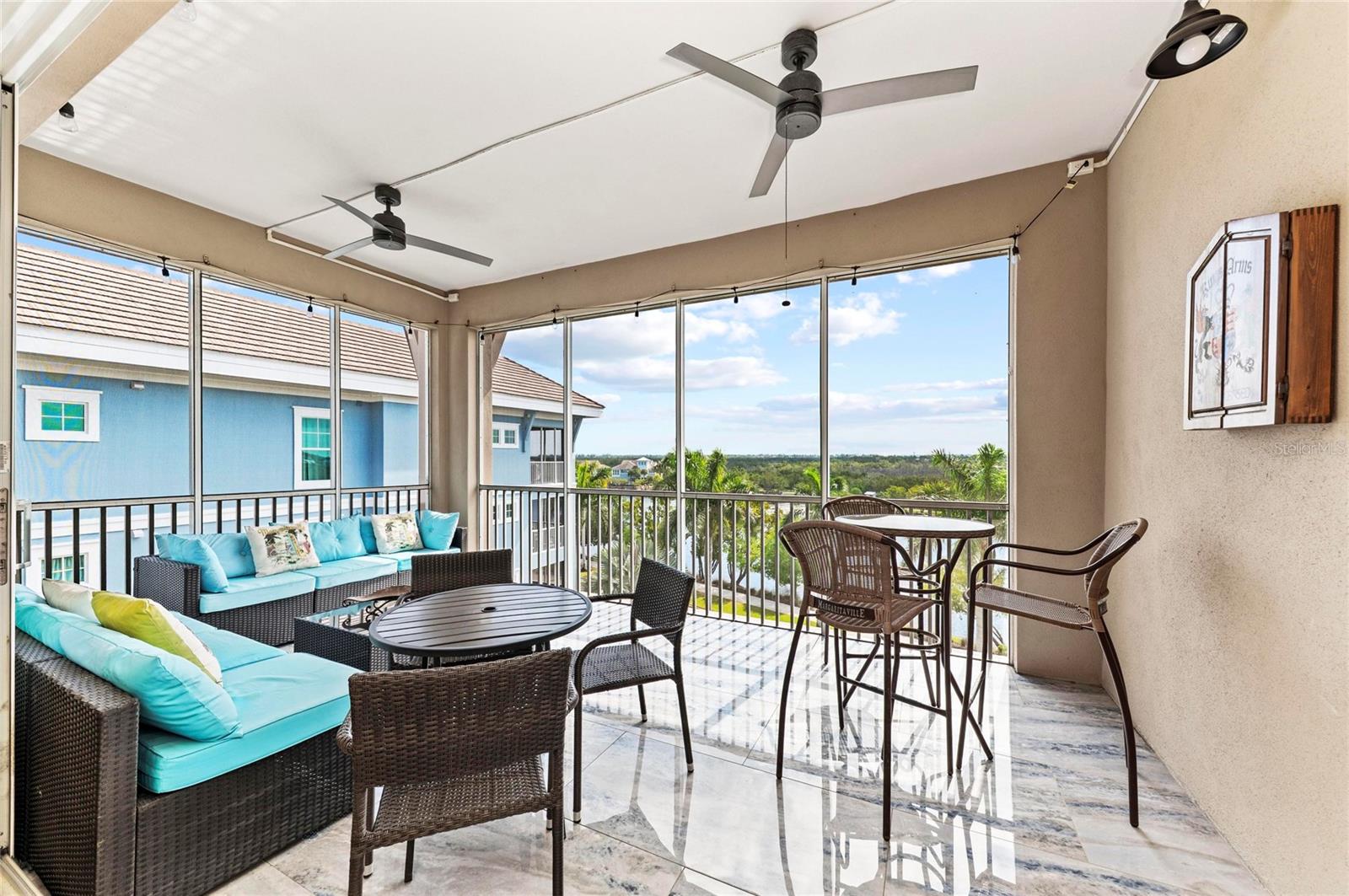 395 ARUBA CIR #402