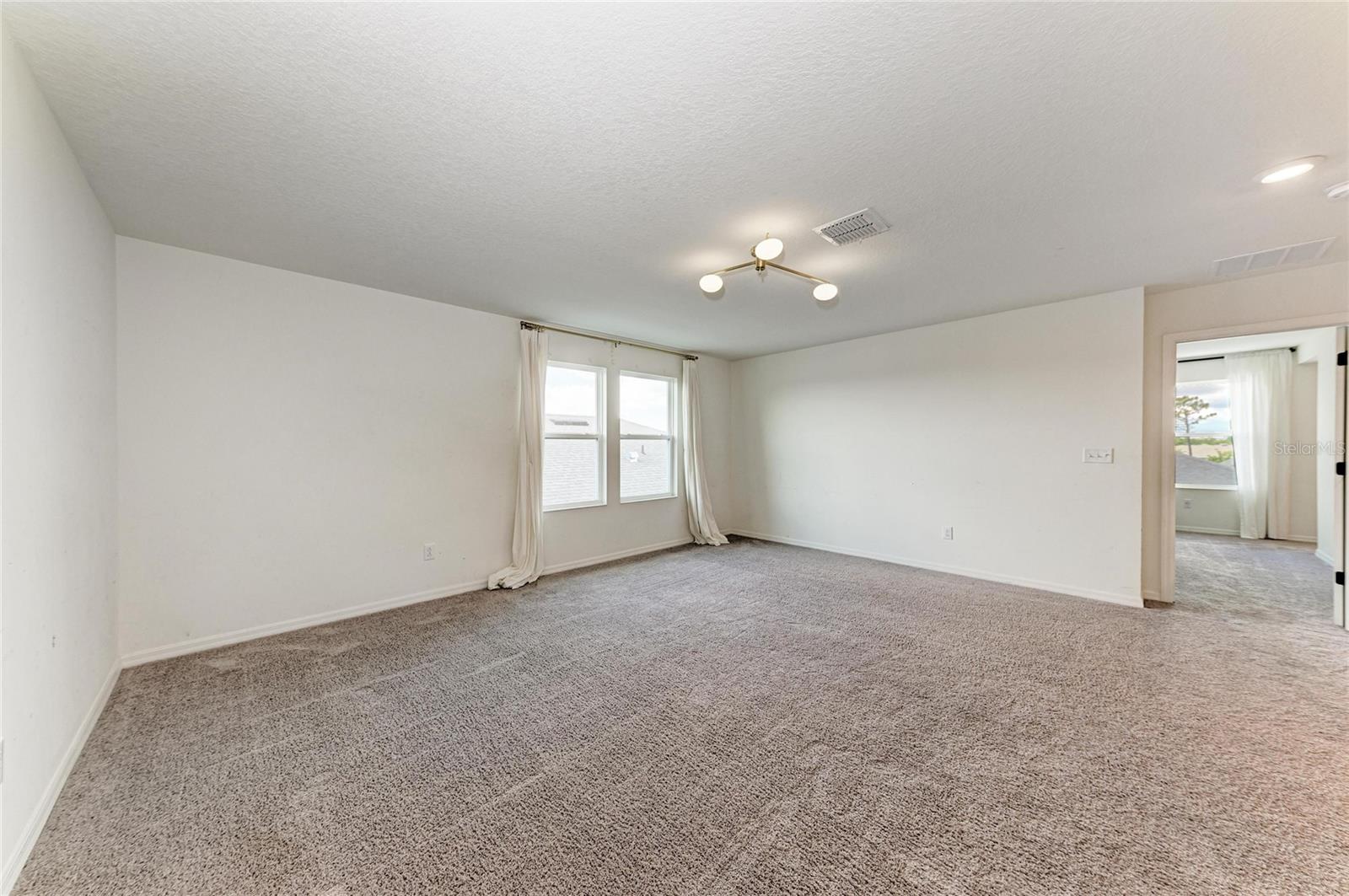 5826 143RD CT E