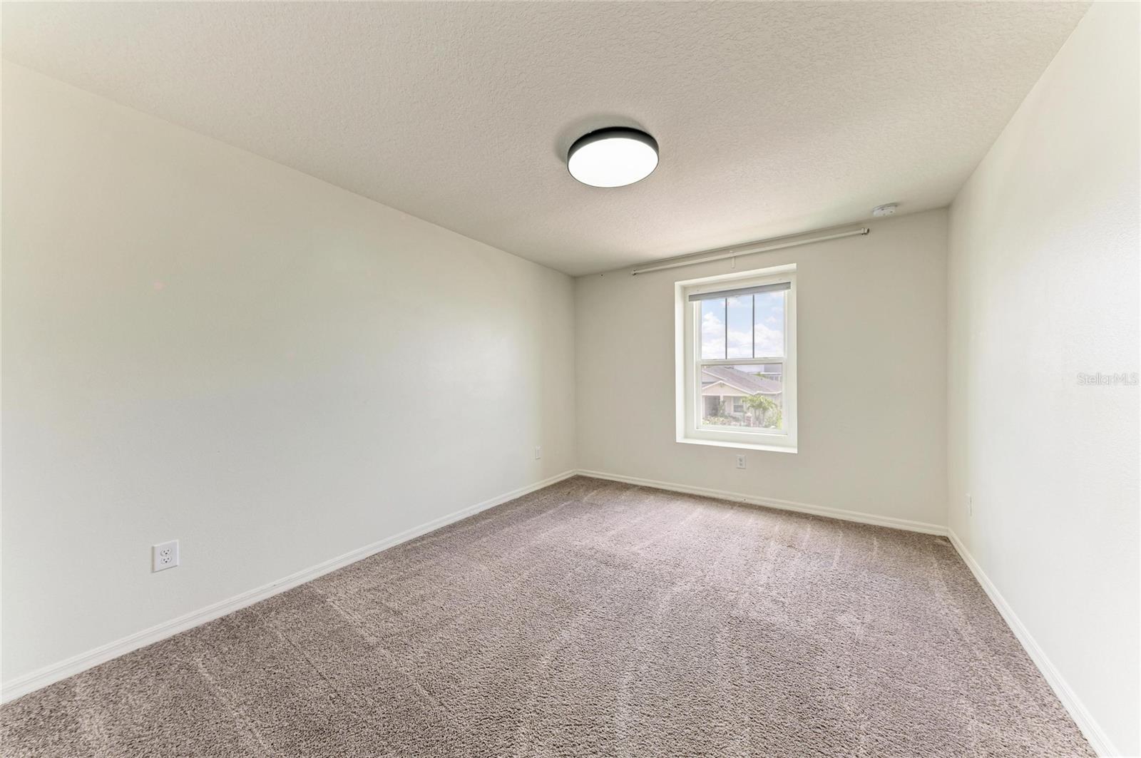 5826 143RD CT E
