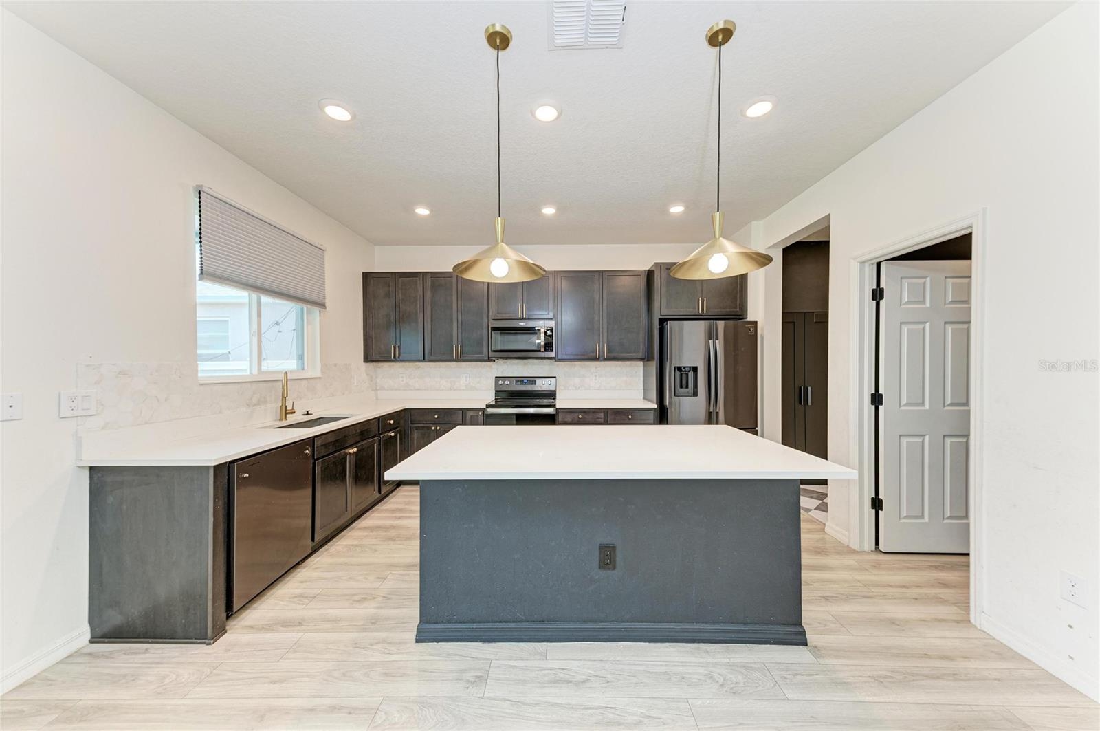 5826 143RD CT E