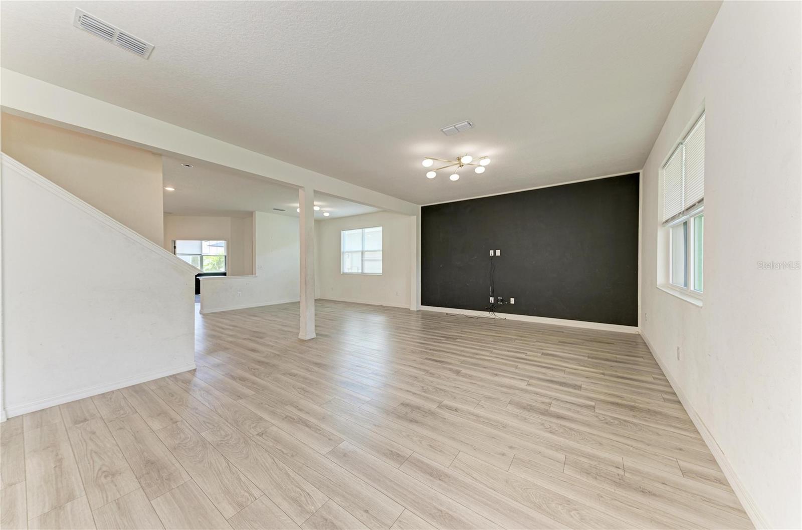 5826 143RD CT E