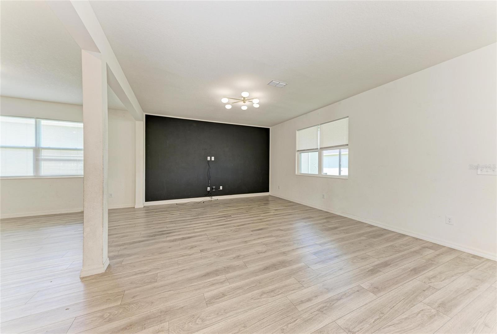 5826 143RD CT E