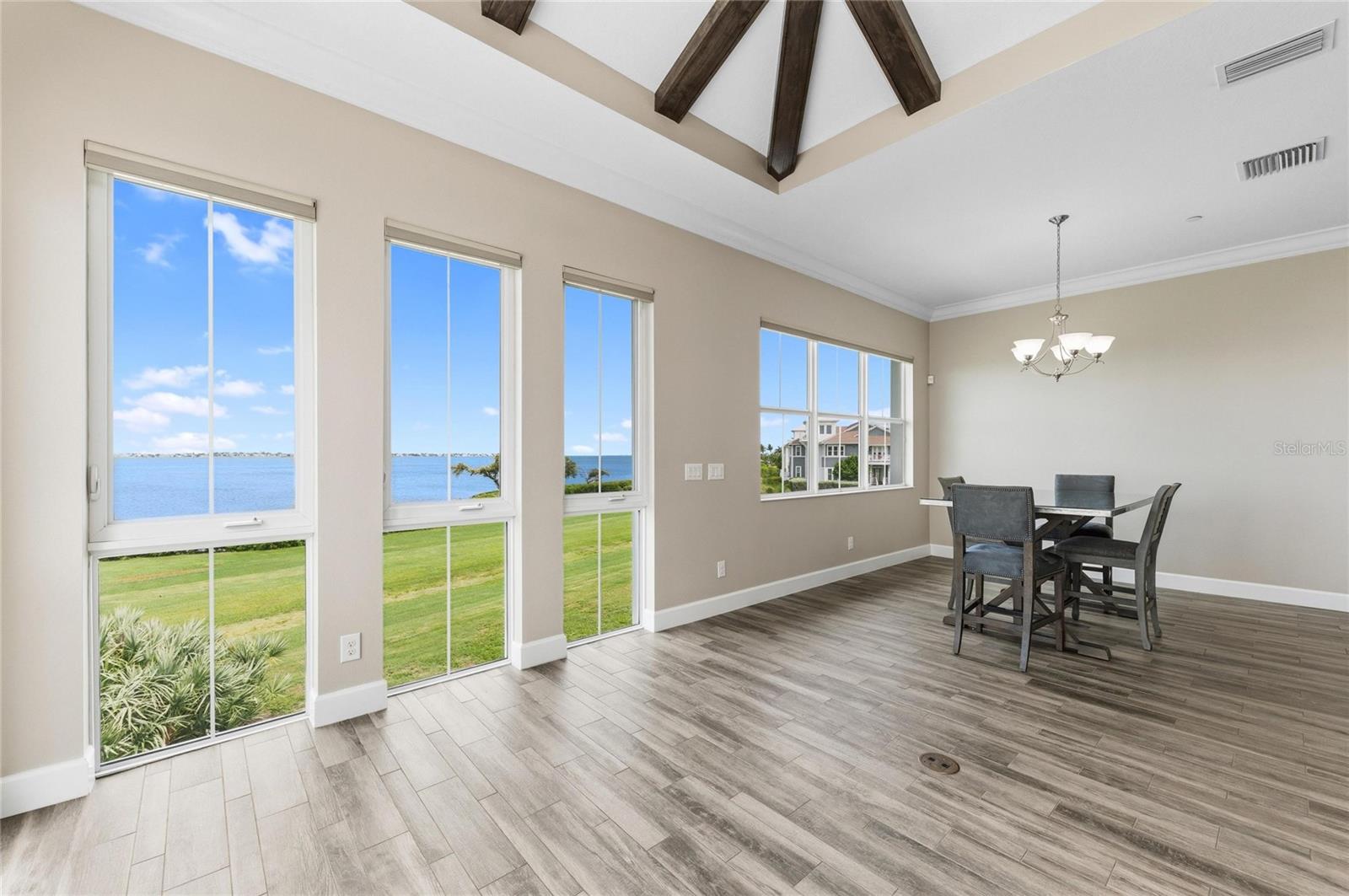 310 COMPASS POINT DR #201