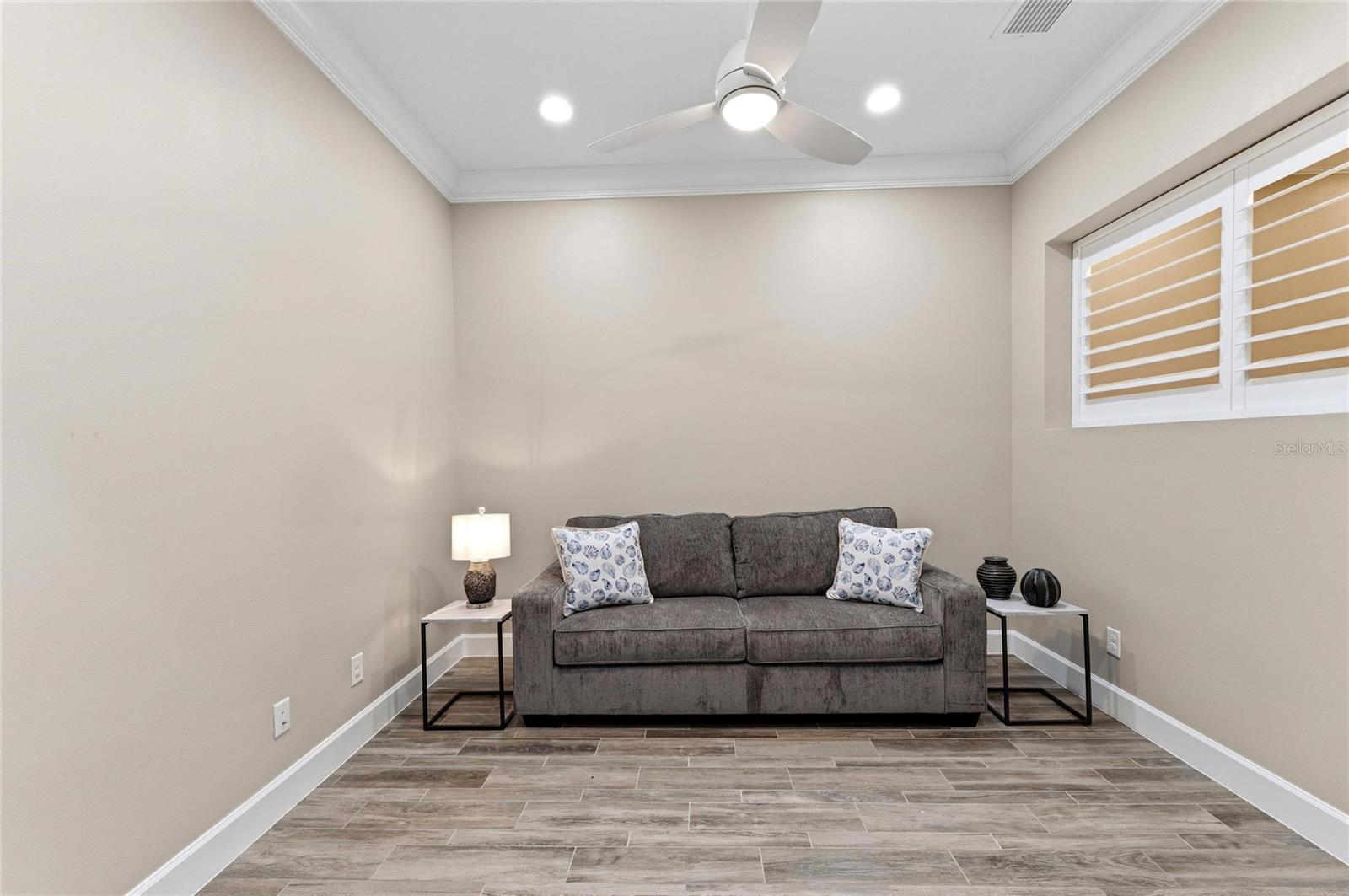 310 COMPASS POINT DR #201