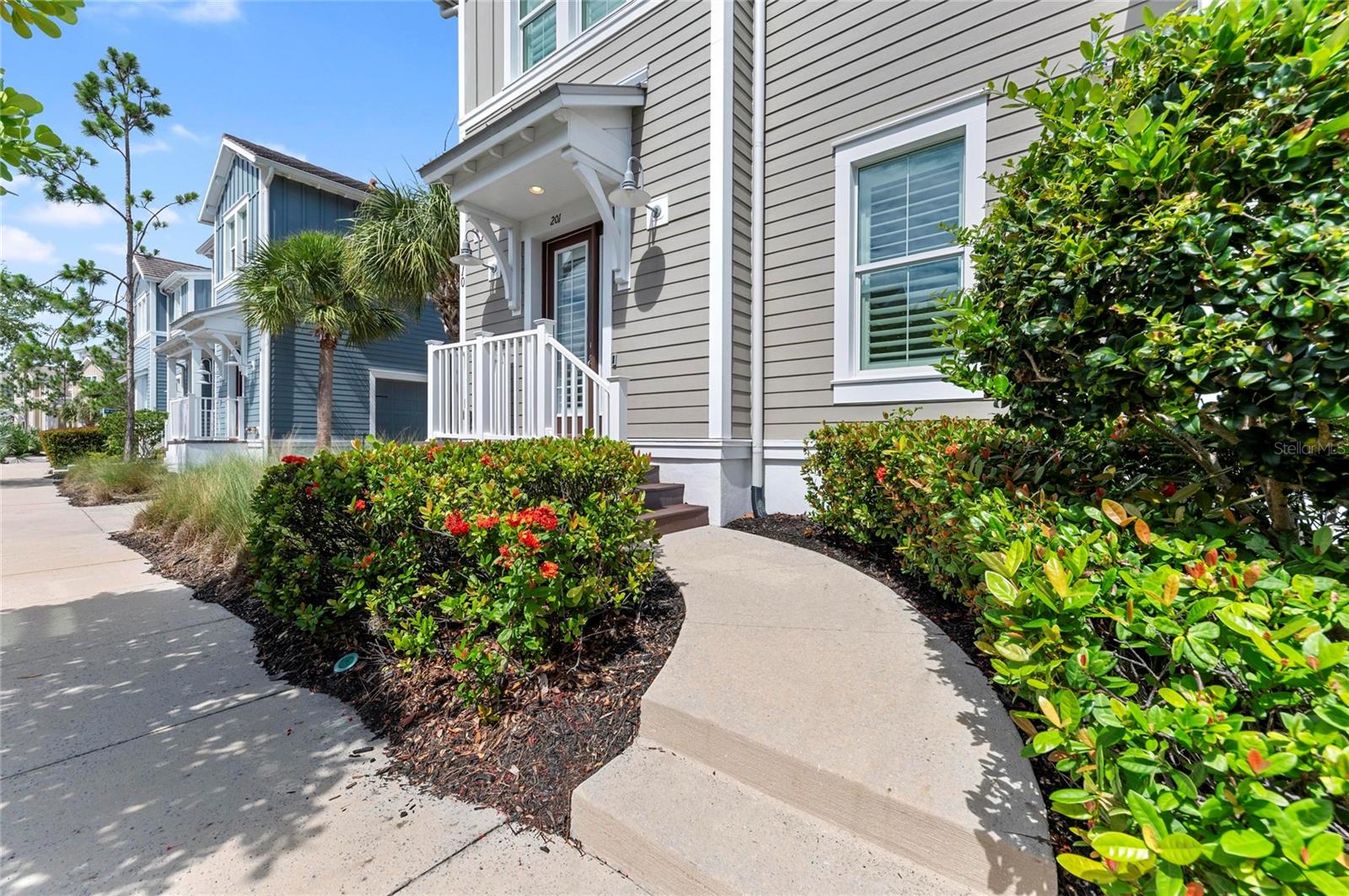 310 COMPASS POINT DR #201