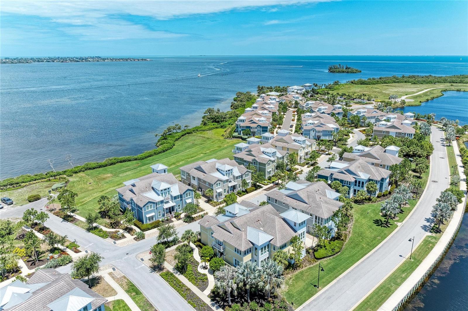 310 COMPASS POINT DR #201