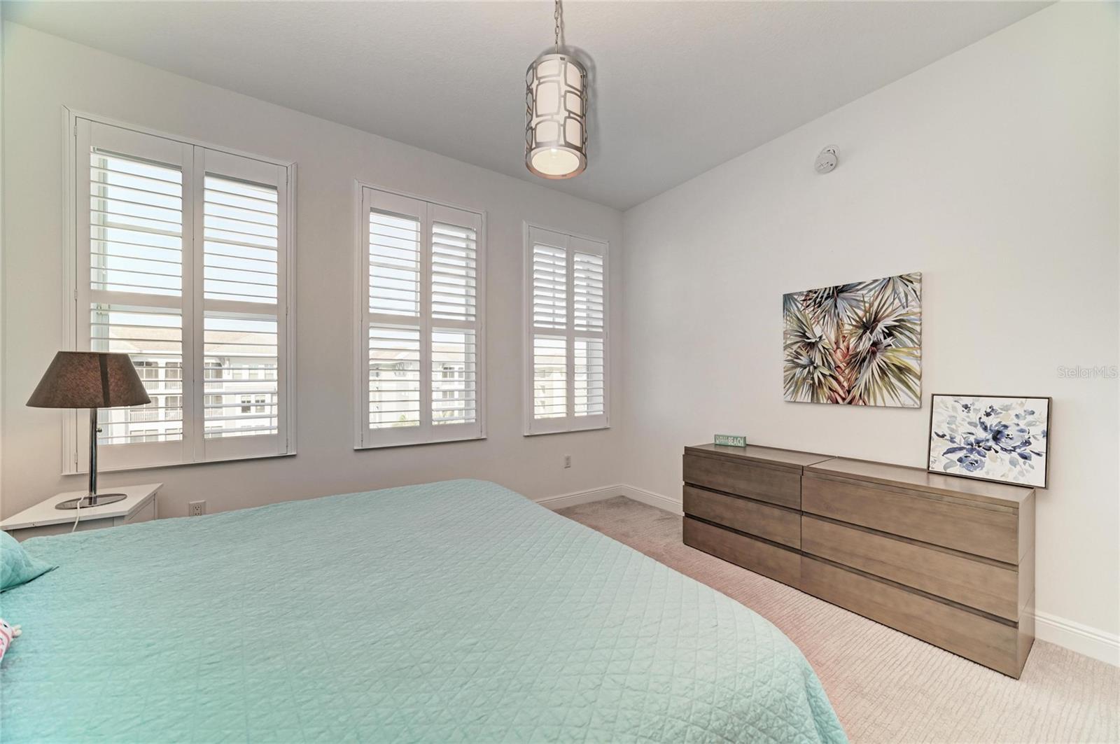 391 ARUBA CIR #401
