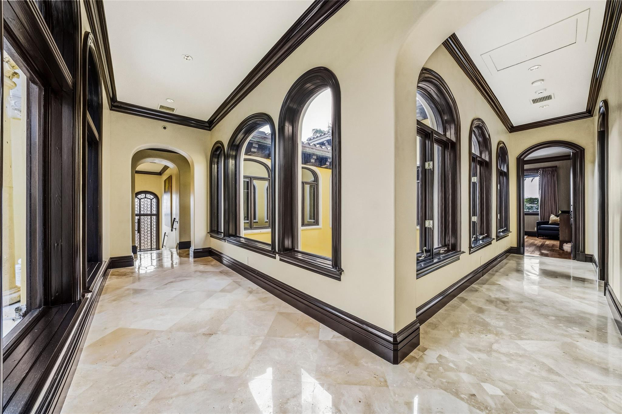 1 Isla Bahia Drive