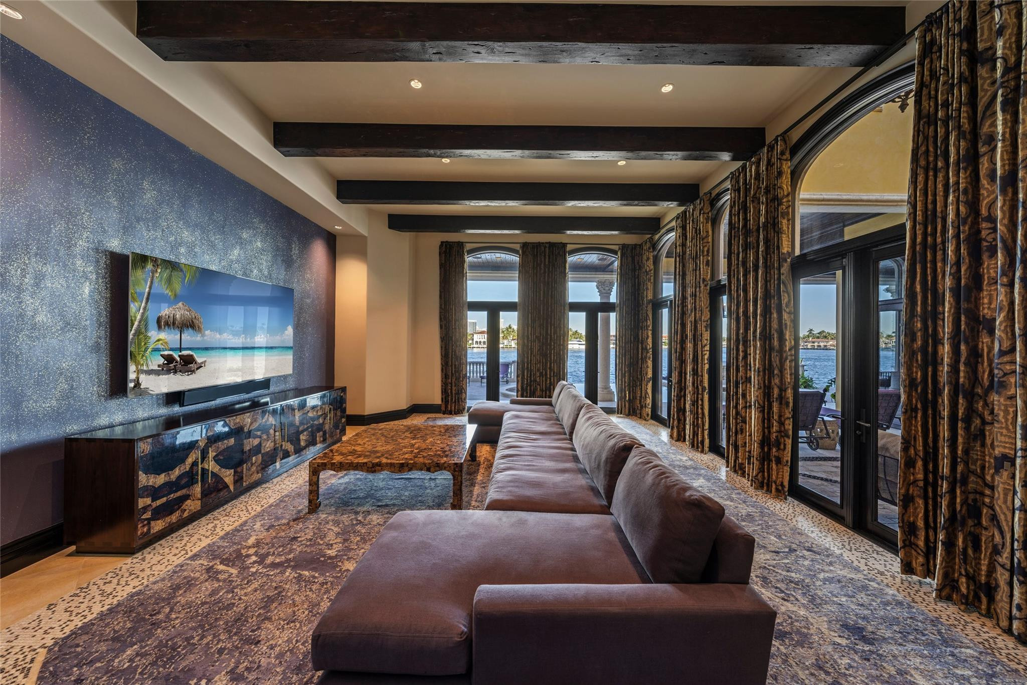 1 Isla Bahia Drive