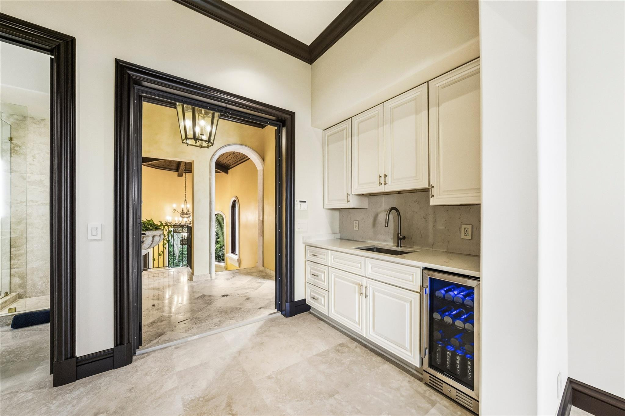 1 Isla Bahia Drive
