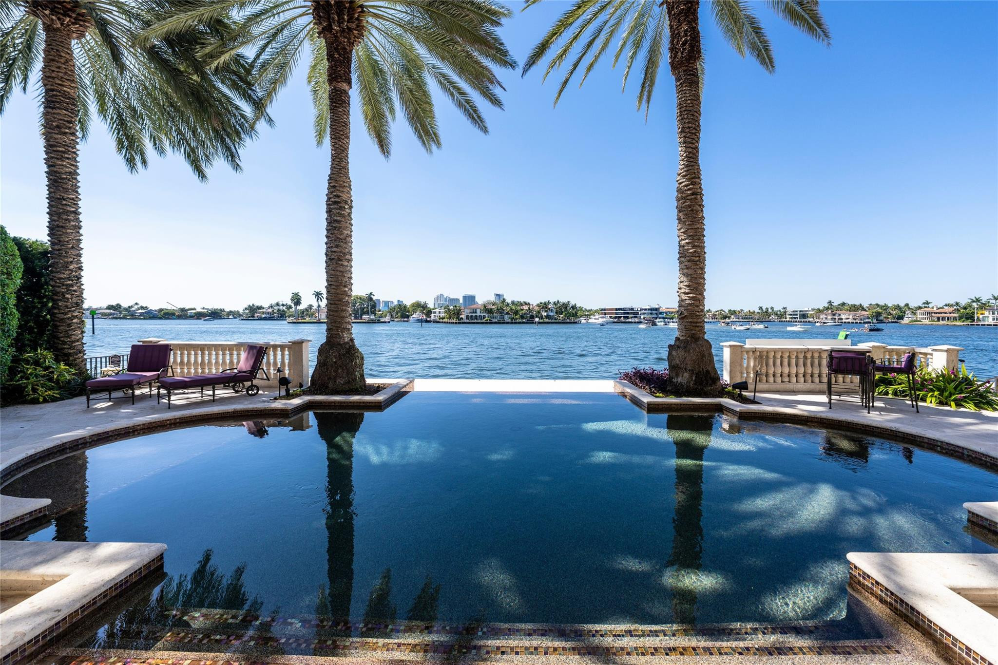 1 Isla Bahia Drive