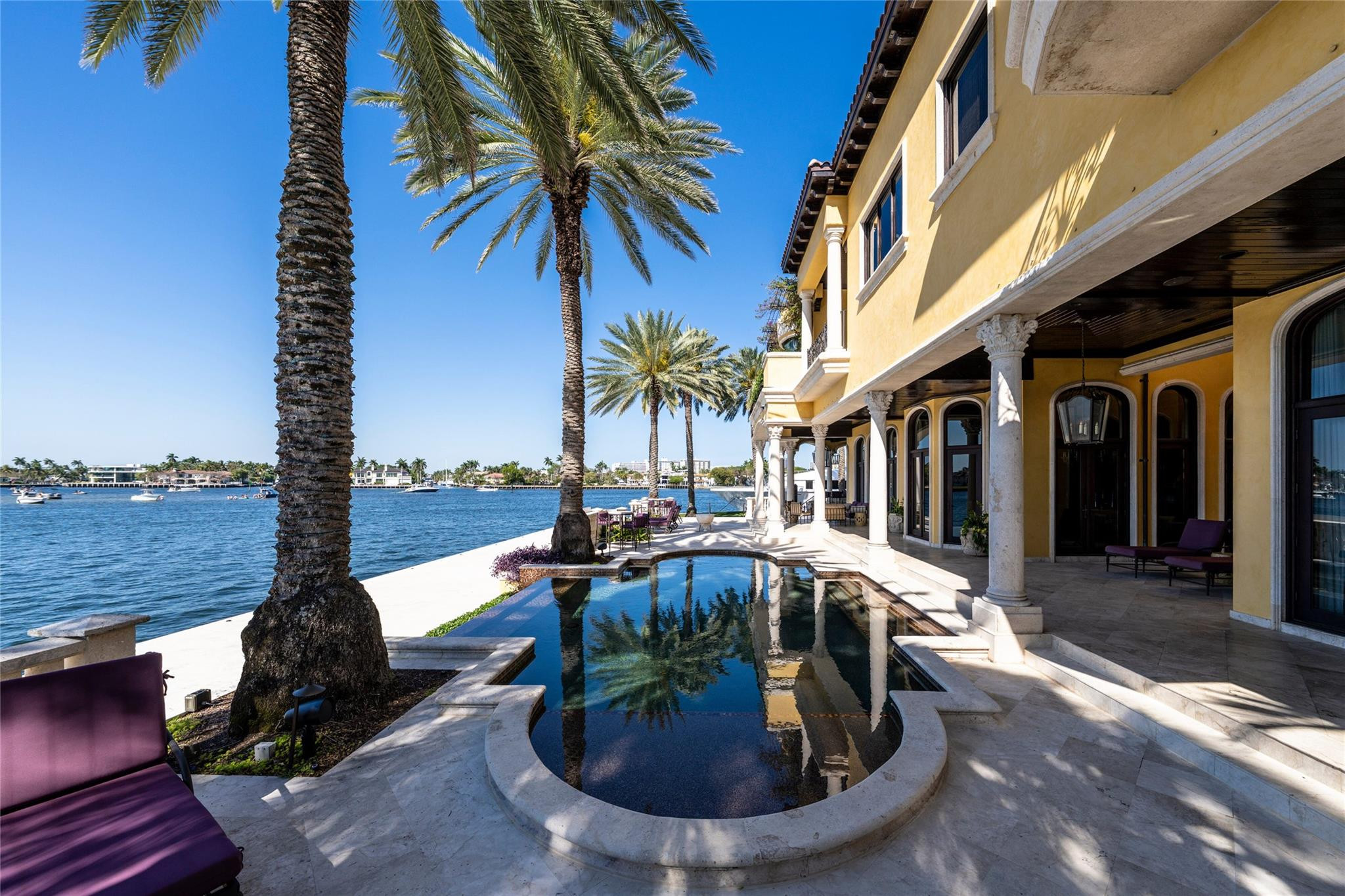 1 Isla Bahia Drive