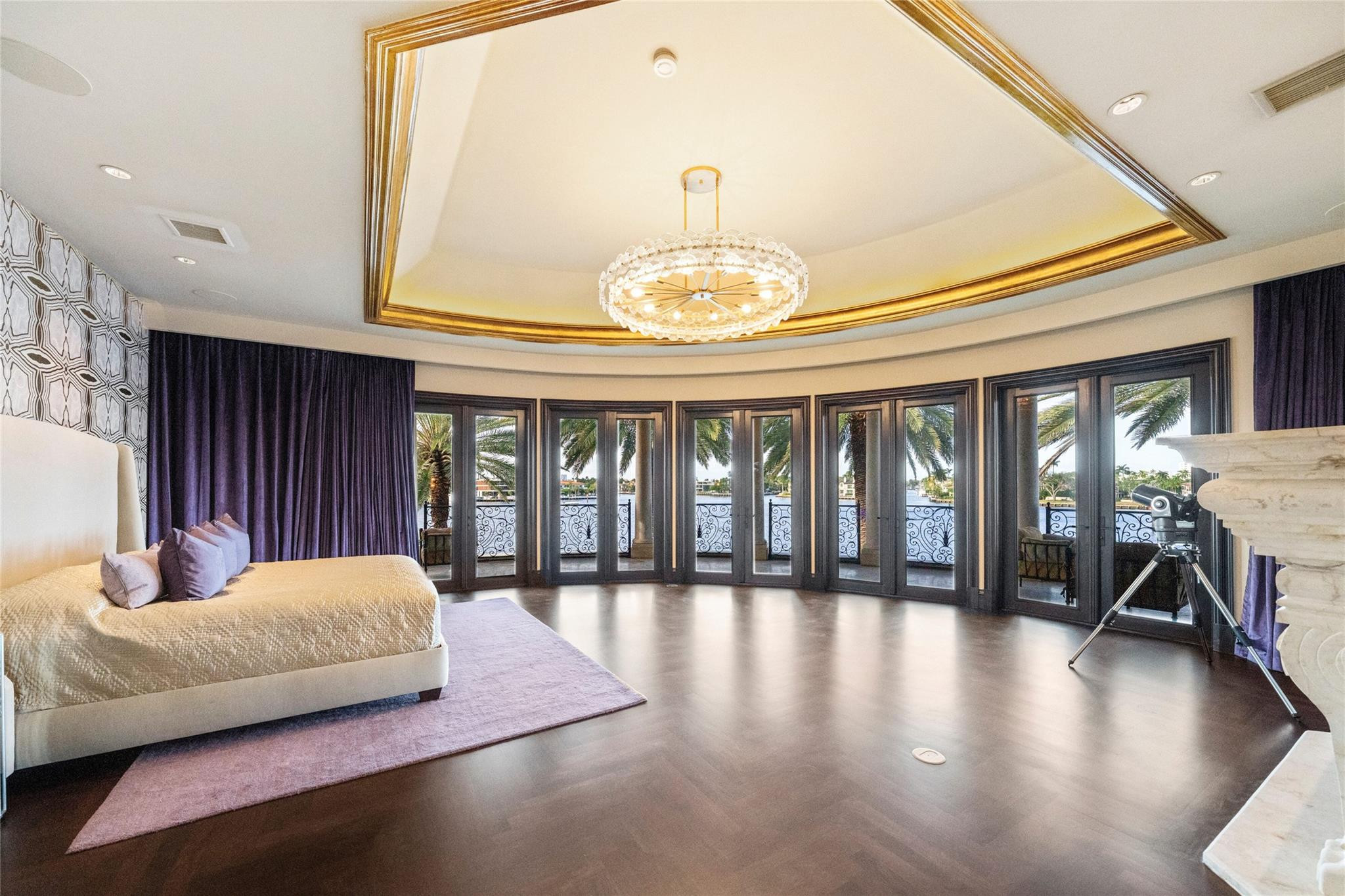1 Isla Bahia Drive