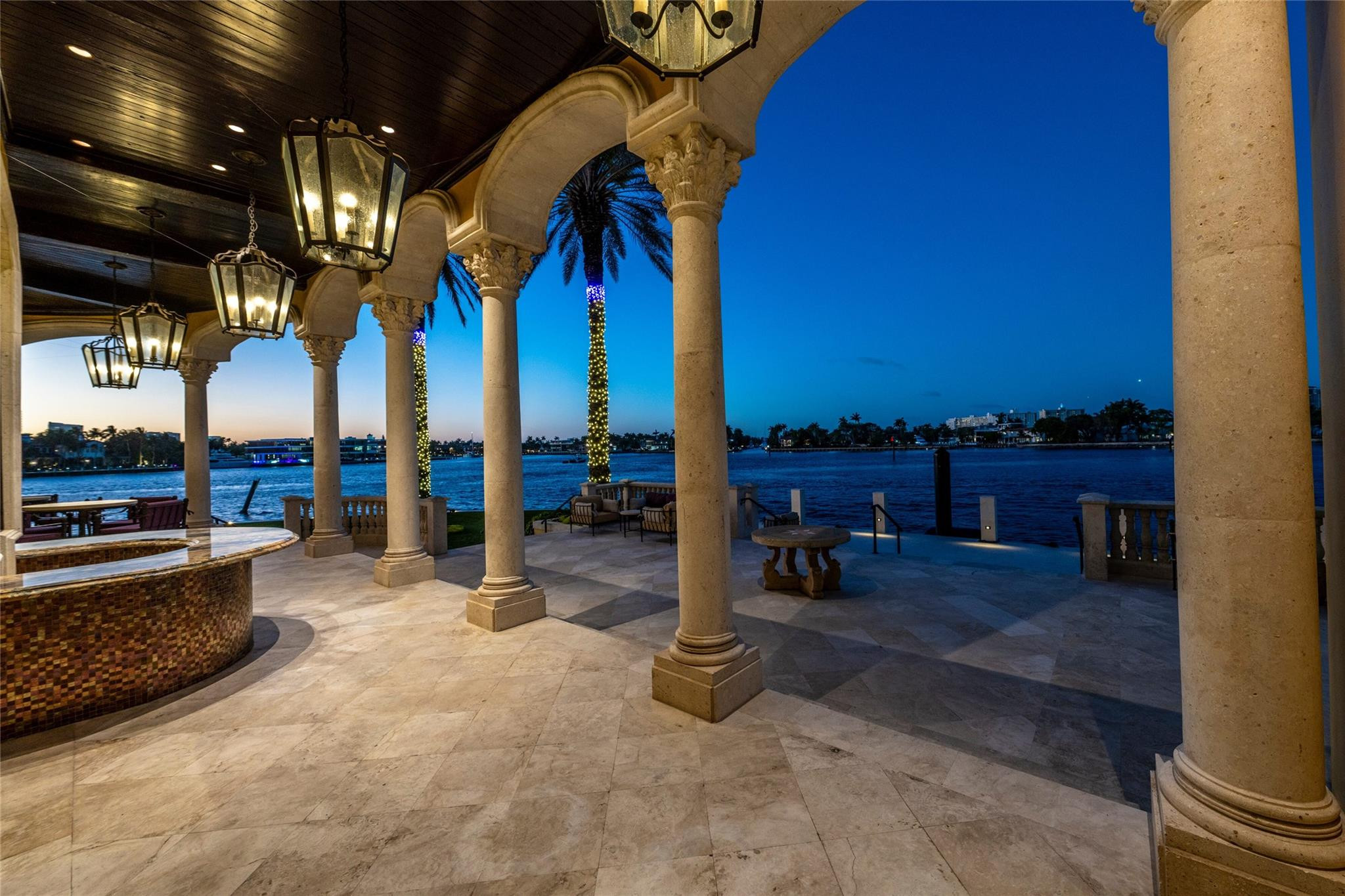 1 Isla Bahia Drive
