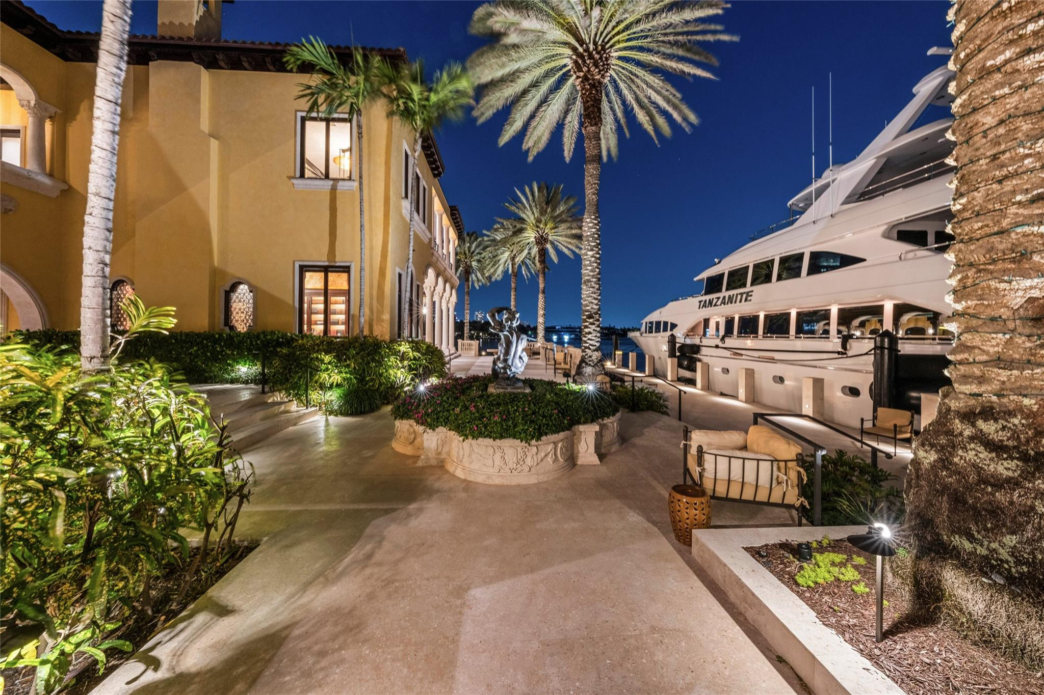 1 Isla Bahia Drive