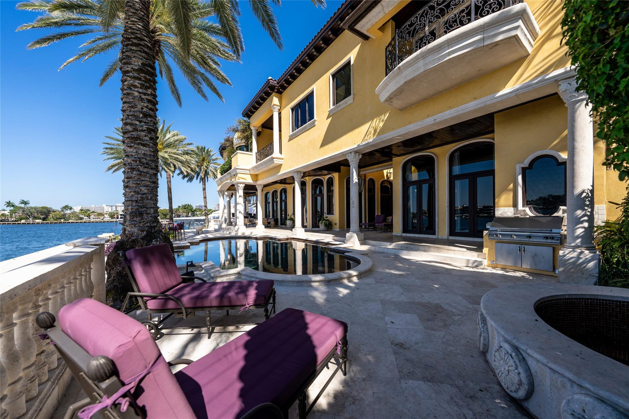 1 Isla Bahia Drive
