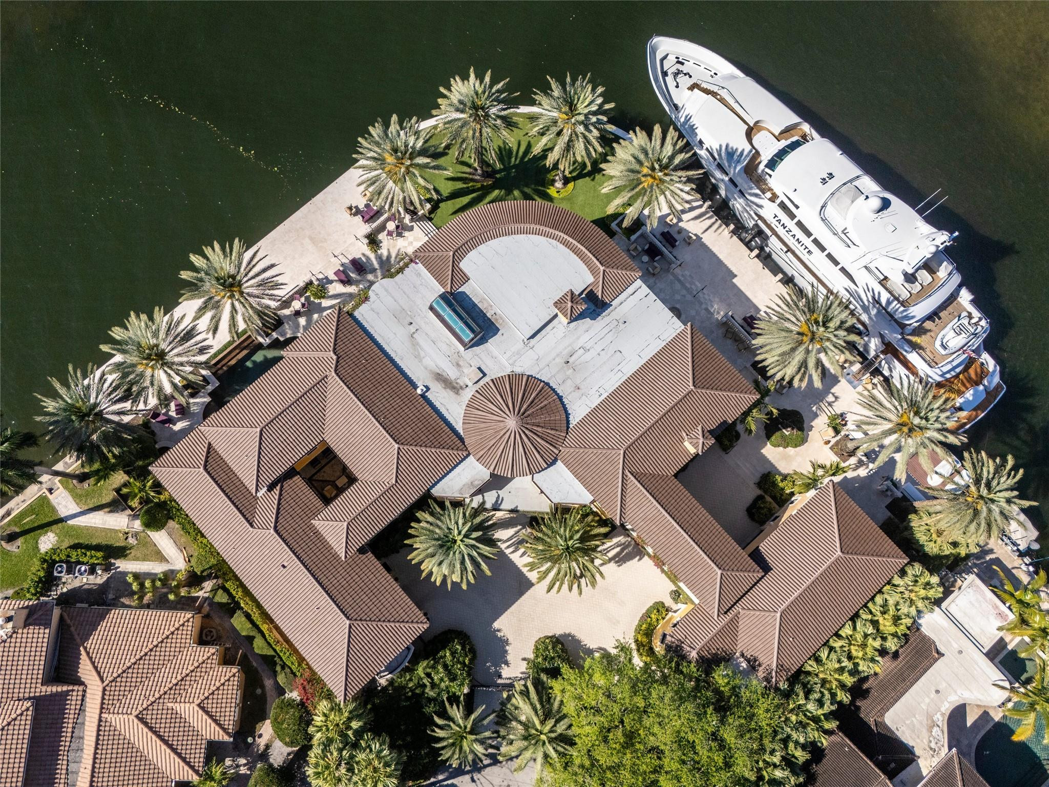 1 Isla Bahia Drive