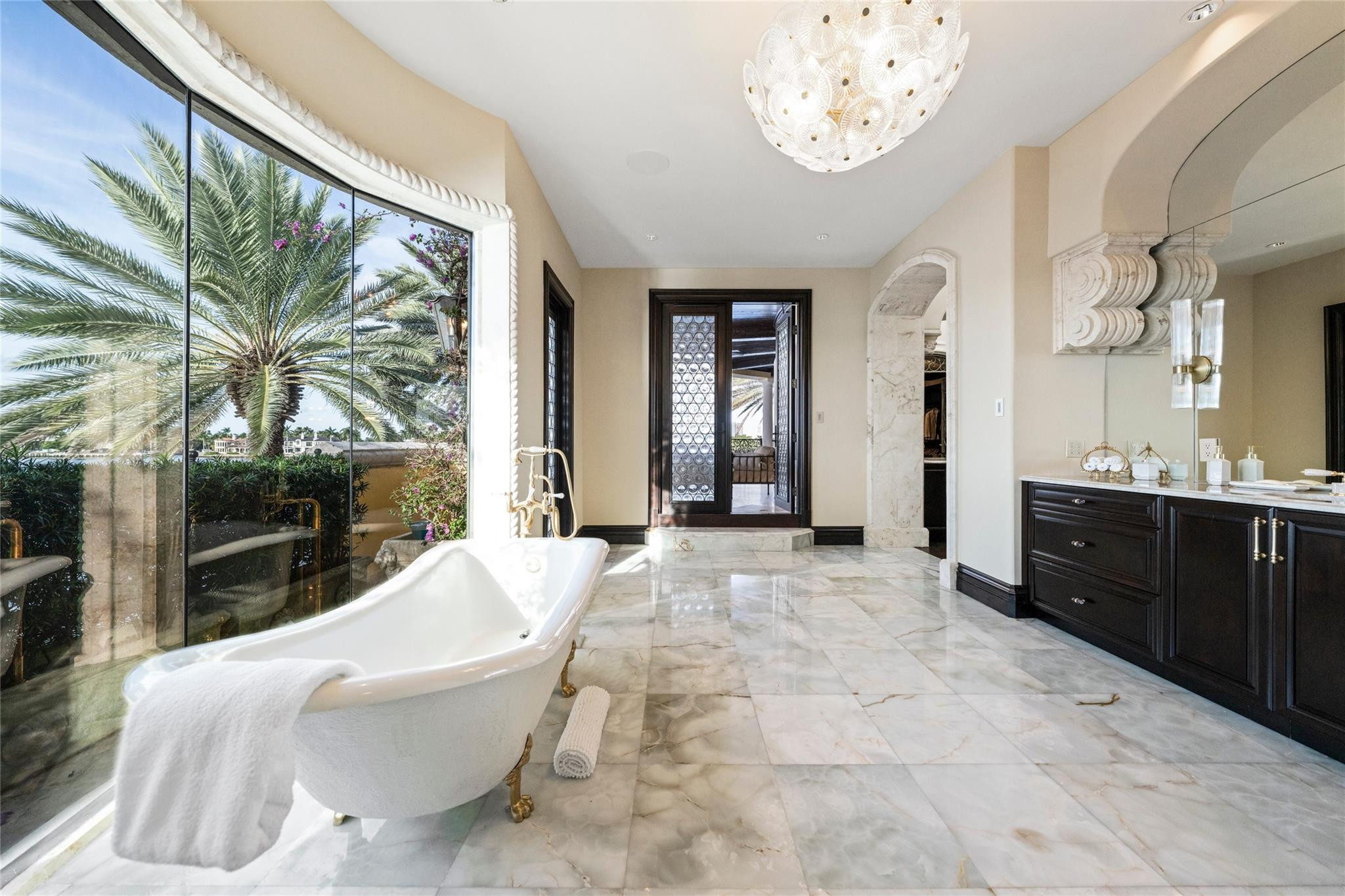 1 Isla Bahia Drive