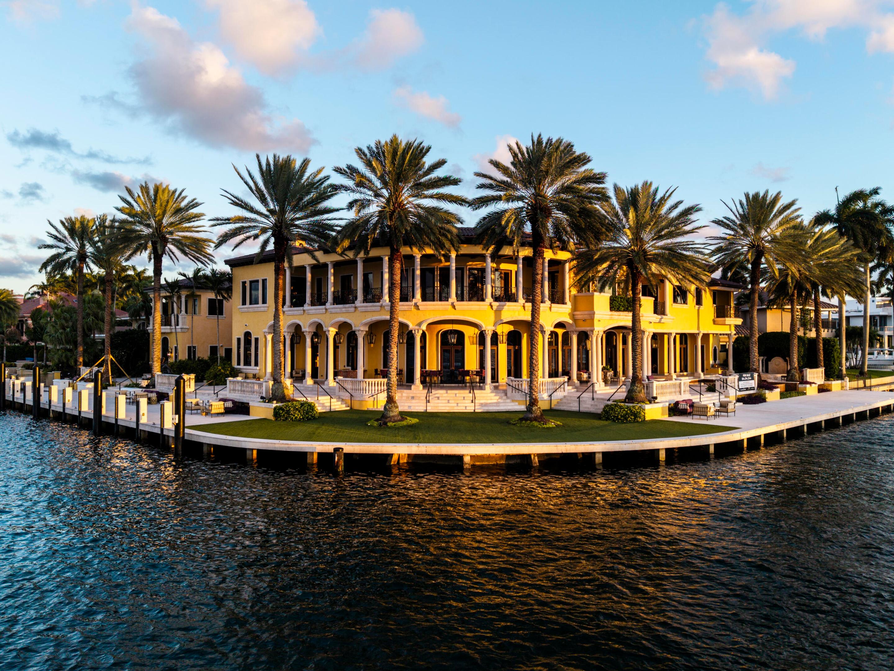 1 Isla Bahia Drive