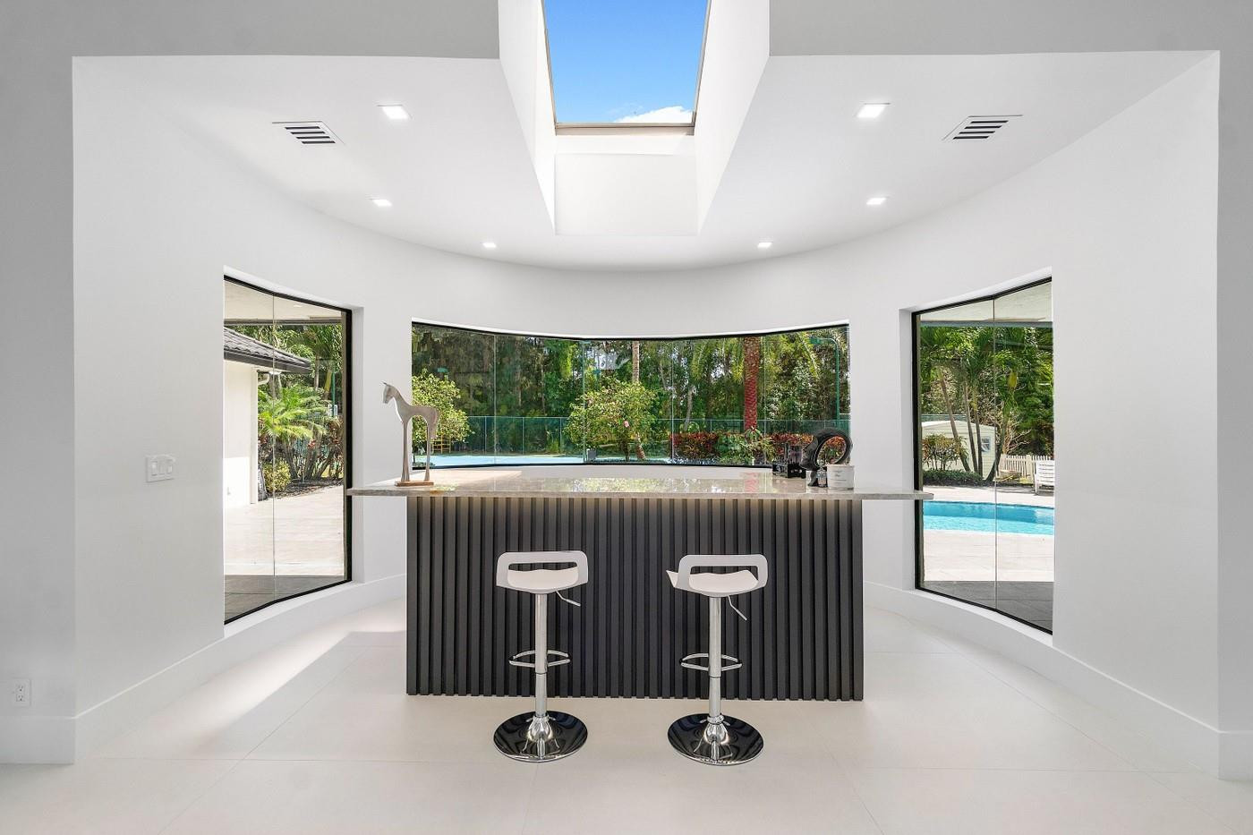 12540 Oak Arbor Lane