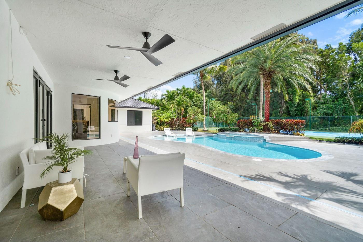 12540 Oak Arbor Lane