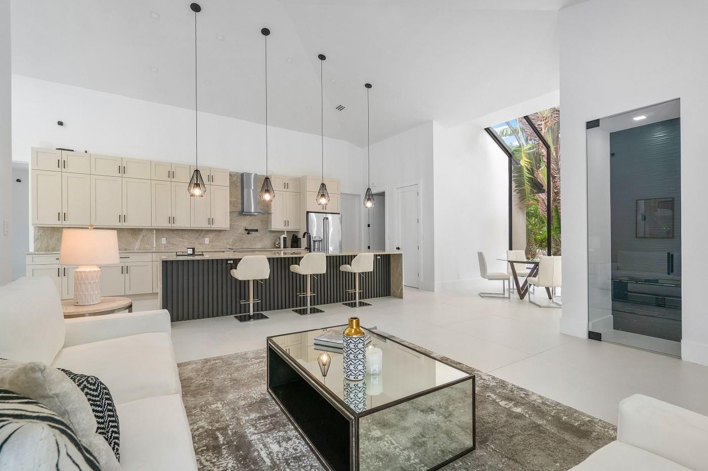 12540 Oak Arbor Lane