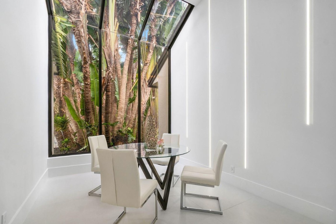 12540 Oak Arbor Lane