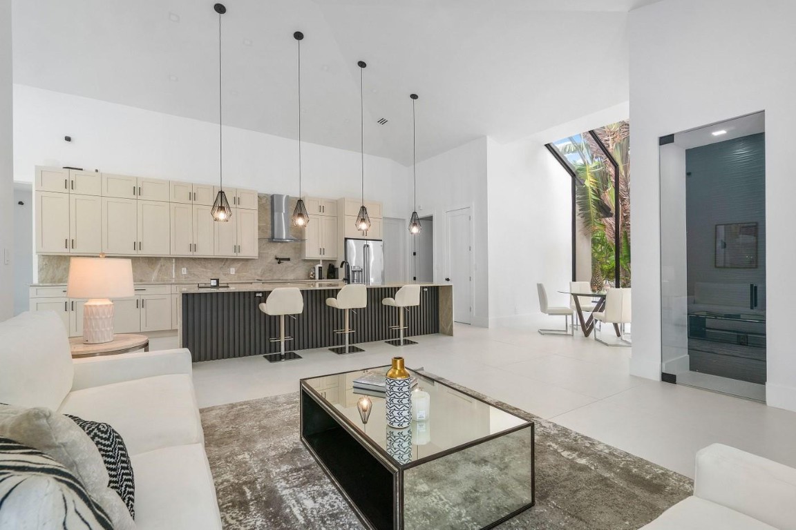 12540 Oak Arbor Lane