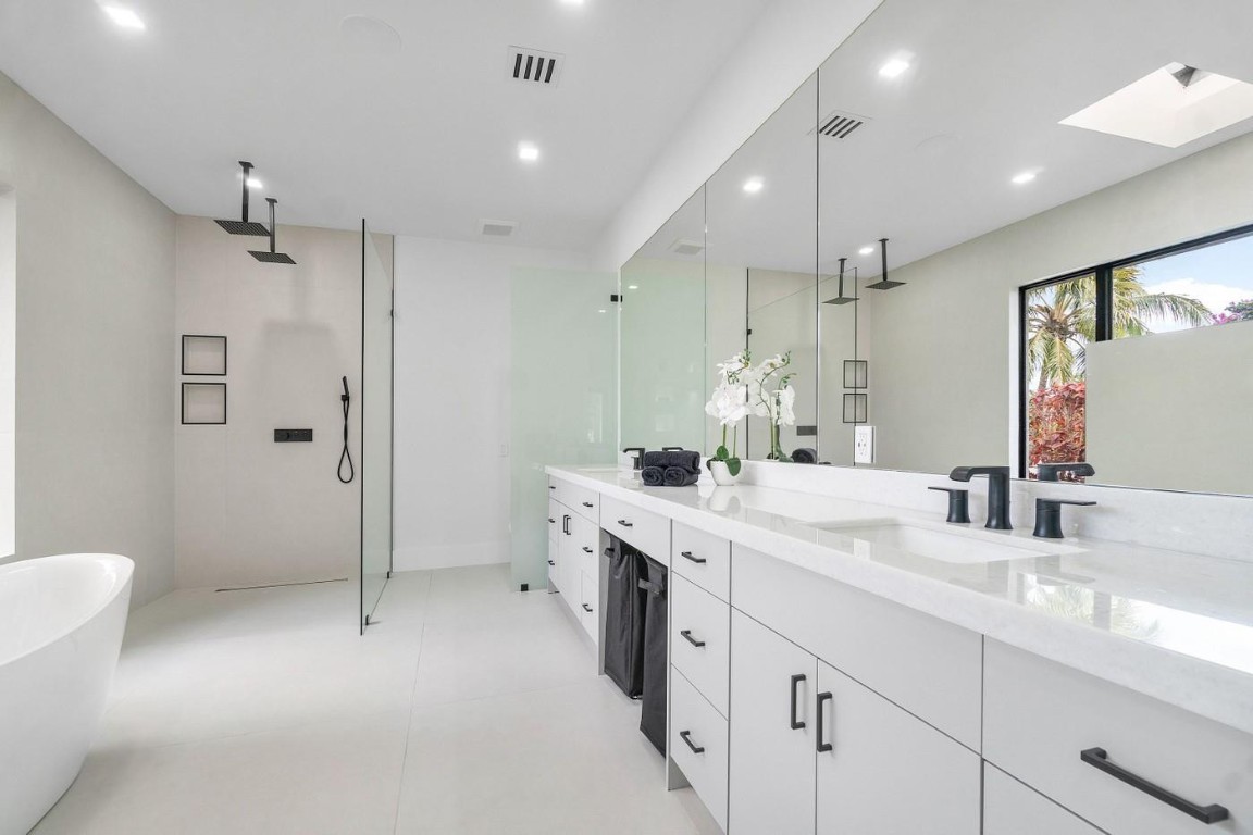 12540 Oak Arbor Lane