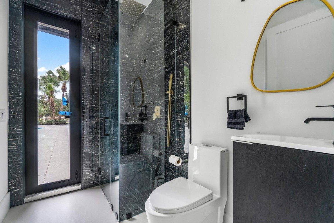 12540 Oak Arbor Lane