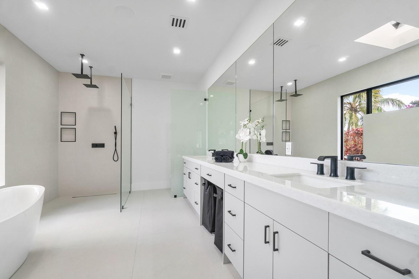 12540 Oak Arbor Lane