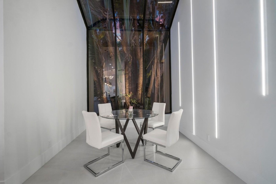 12540 Oak Arbor Lane