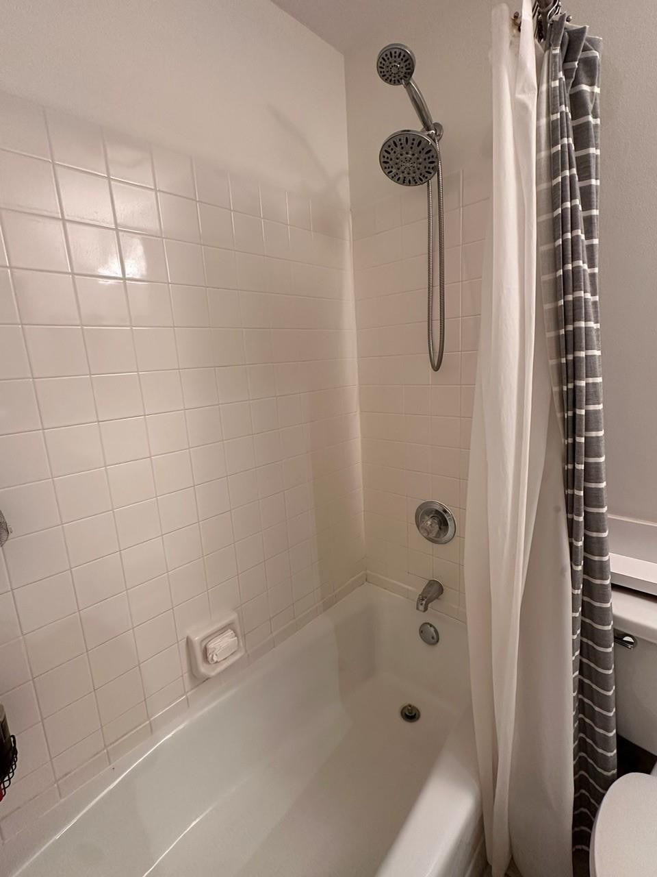2000 Riverside Pl 3