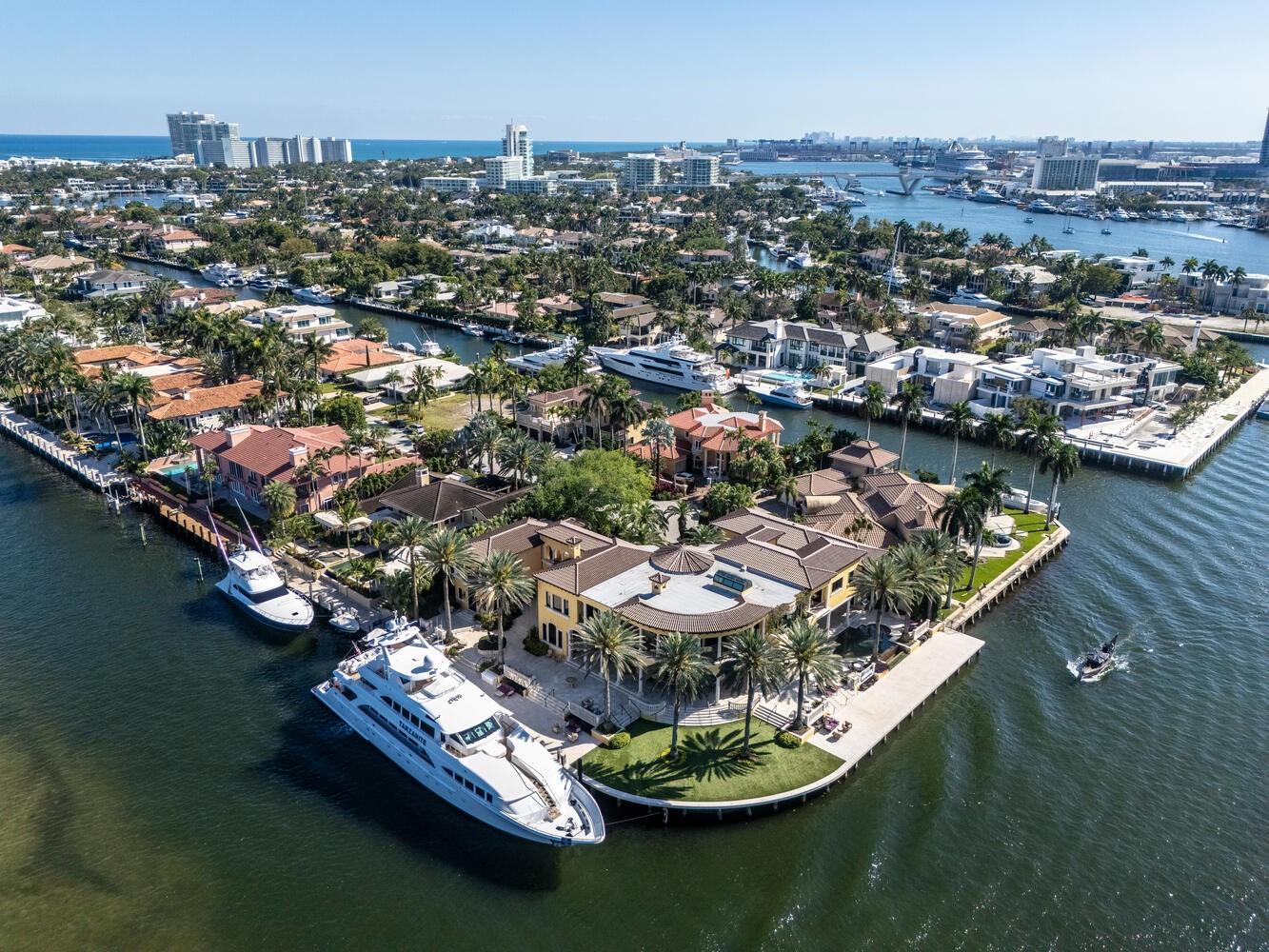 1 Isla Bahia Dr