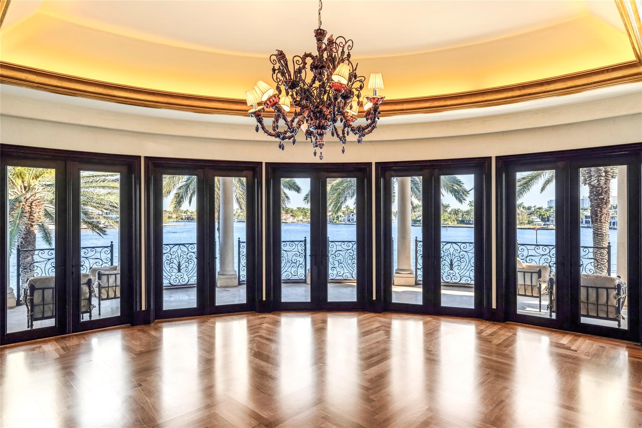 1 Isla Bahia Dr