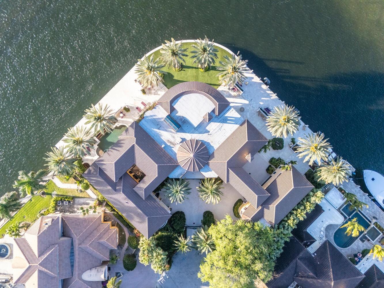 1 Isla Bahia Dr